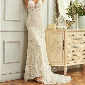 JJs House Trumpet/Mermaid V-neck Chapel Train Tulle Lace Wedding …